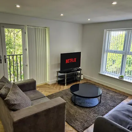 Spacious City Apartment & Free Parking Birmingham Exterior photo